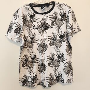 Los Angeles Black and White Pinapple Shirt Medium